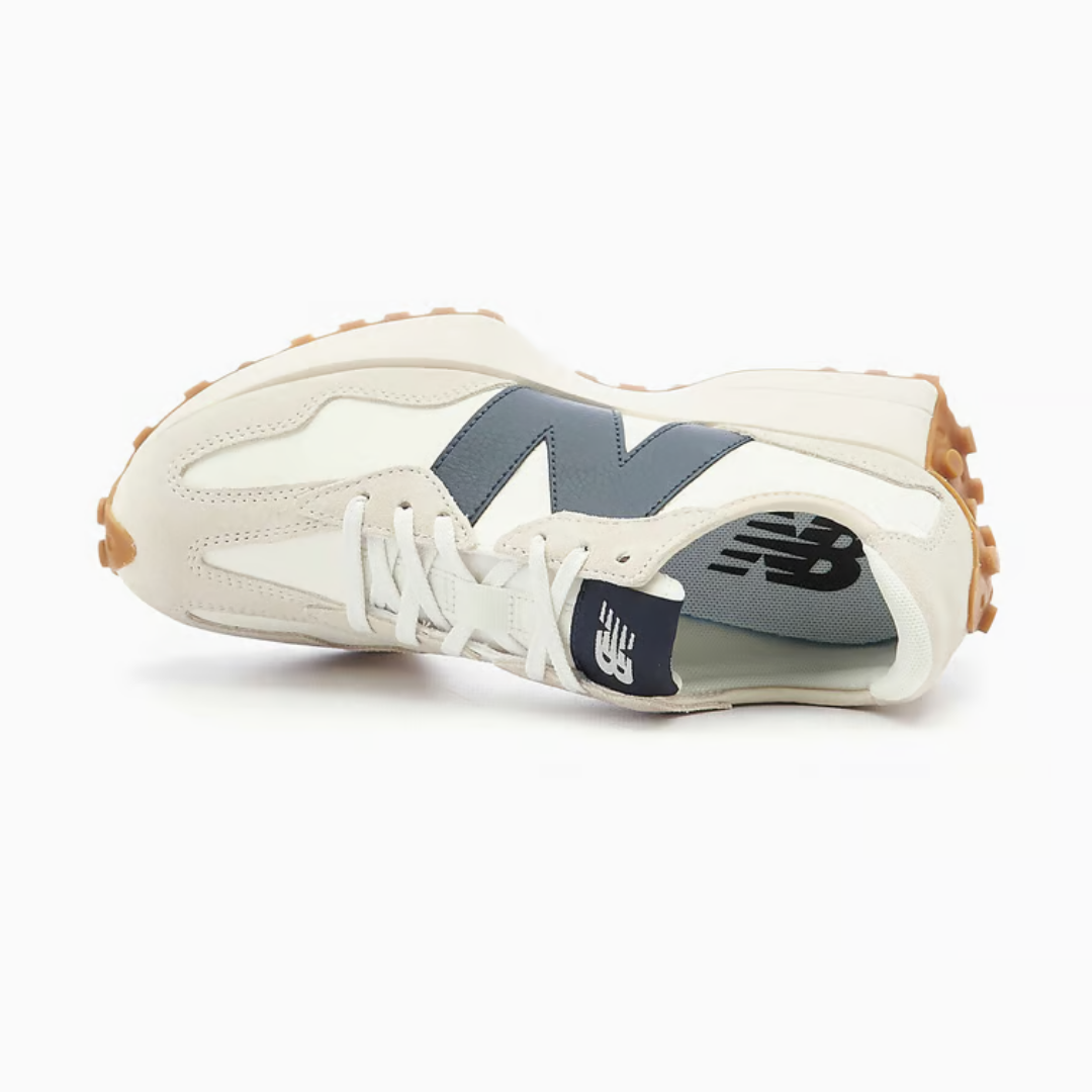 New Balance 327 Moonbeam