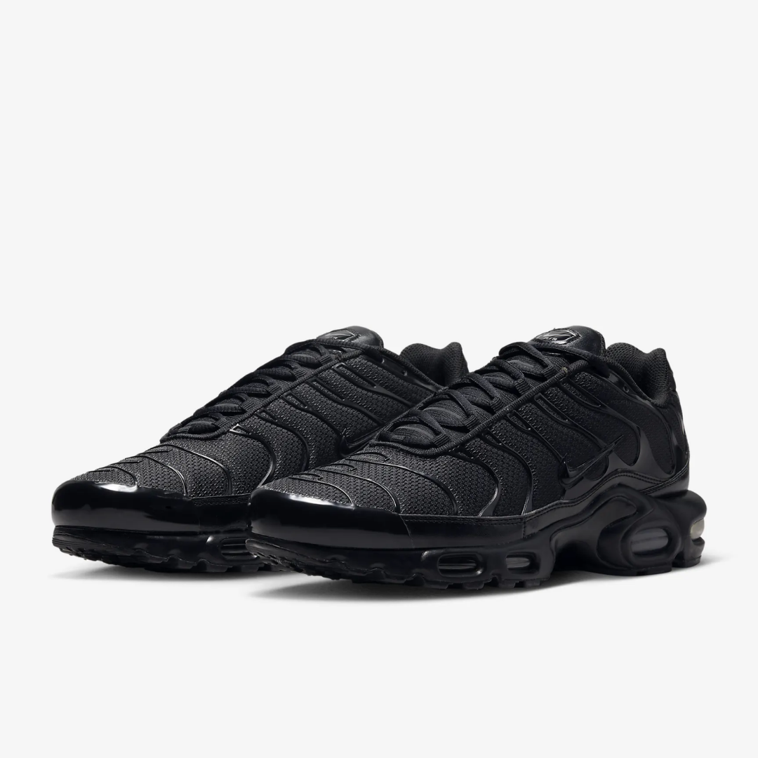 Nike Air Max Plus Triple Black