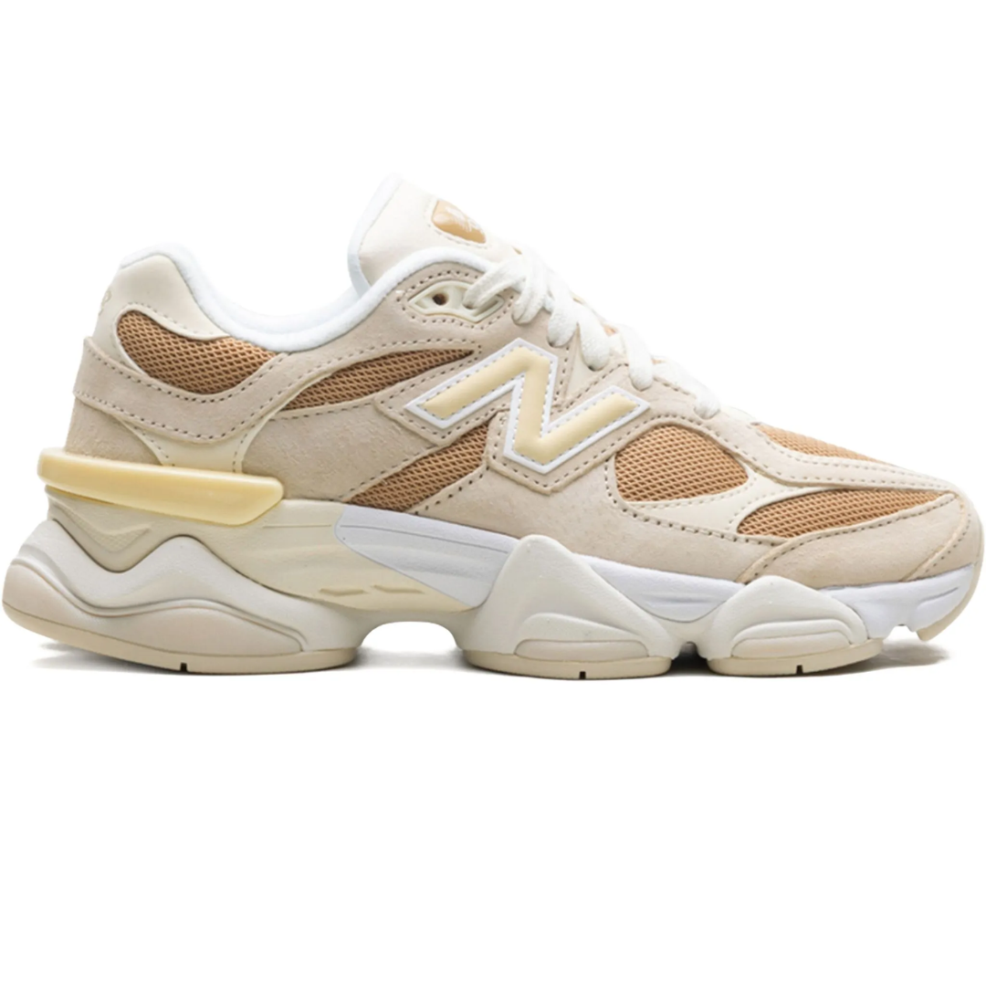 9060 "Champs Sport Exclusive - Sea Salt / Beige"
