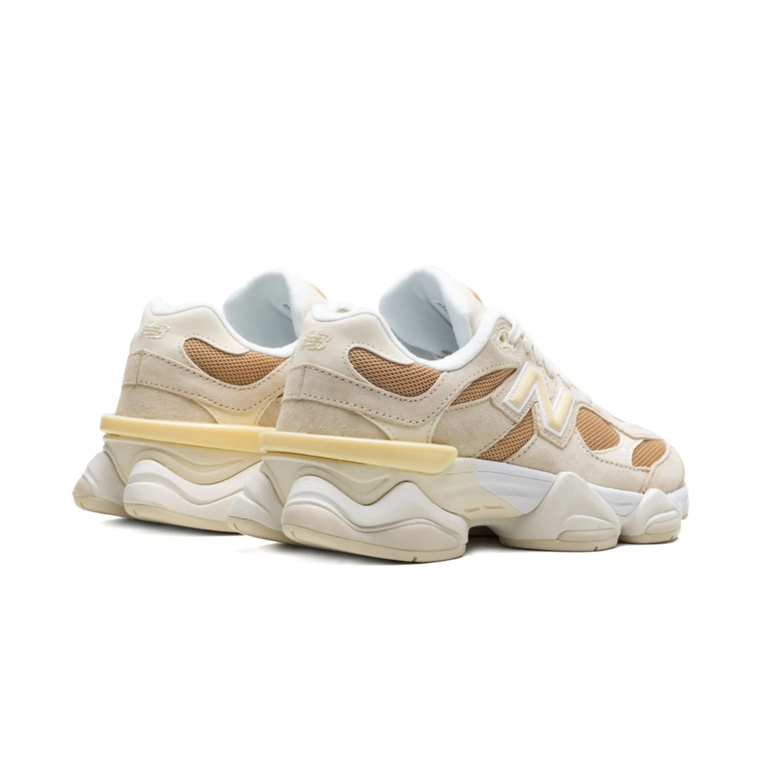 9060 "Champs Sport Exclusive - Sea Salt / Beige"